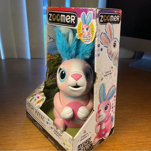 Spin Master Zoomer Hungry Bunnies Shreddy Interactive Rabbit Toy